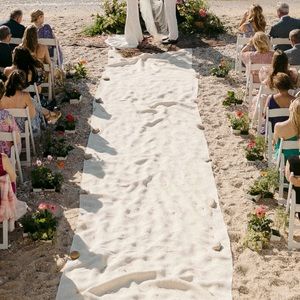 Burlap Wedding Aisle Runner! 🤍